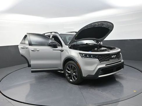 Used 2022 Kia Sorento SX Prestige image 36