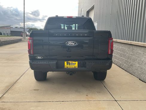 Used 2024 Ford F150 Platinum image 5