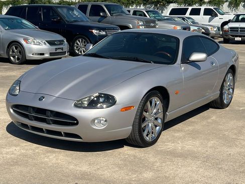 Used 2006 Jaguar XK8 Coupe RWD image 48