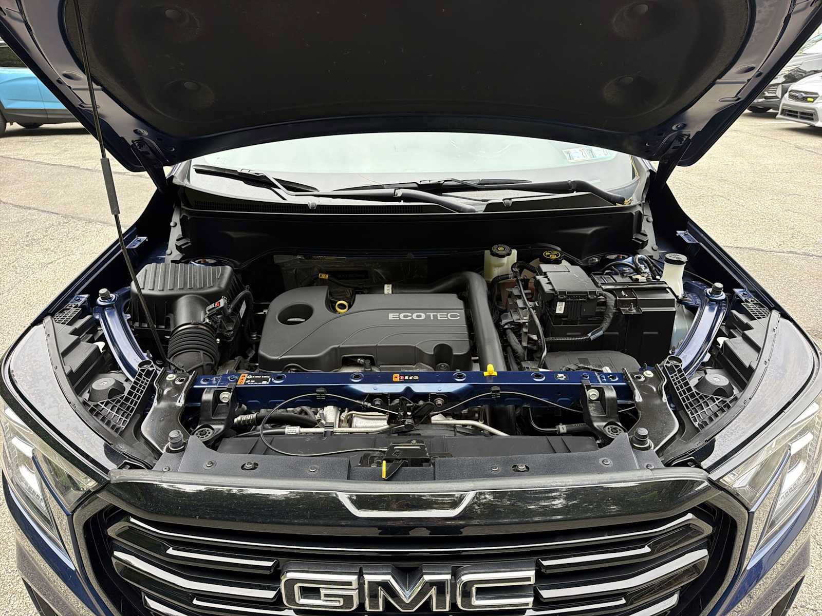 Certified 2022 GMC Terrain SLE w/ Driver Convenience Package AWD/4WD image 30