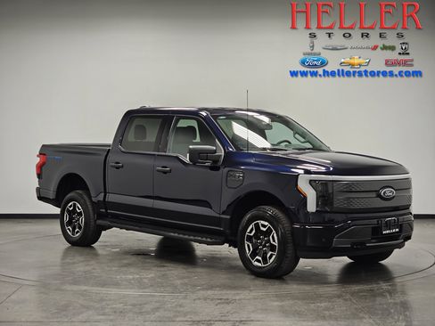 Used 2023 Ford F150 Lightning XLT image 1