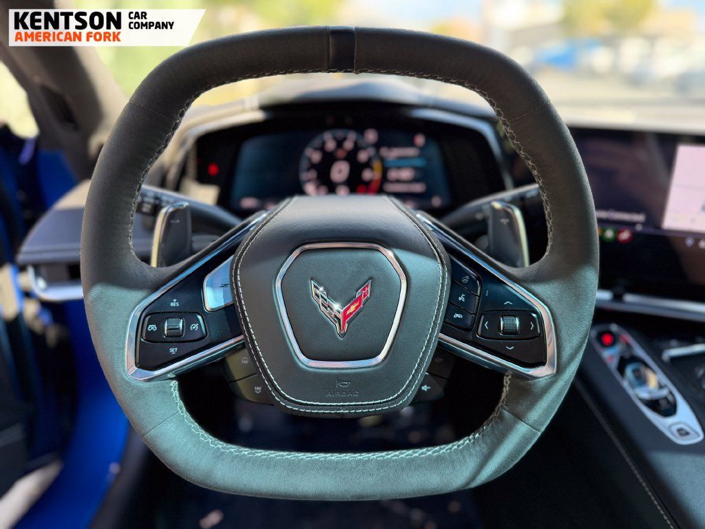 Used 2020 Chevrolet Corvette Stingray Premium Cpe w/ 3LT Preferred Equipment Group RWD image 14