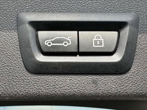 Used 2018 BMW X3 xDrive30i image 22