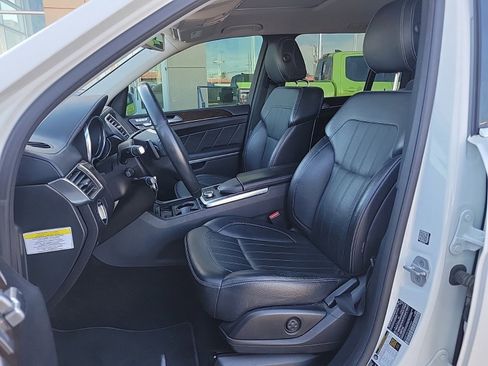 Used 2014 Mercedes-Benz GL 450 4MATIC image 10