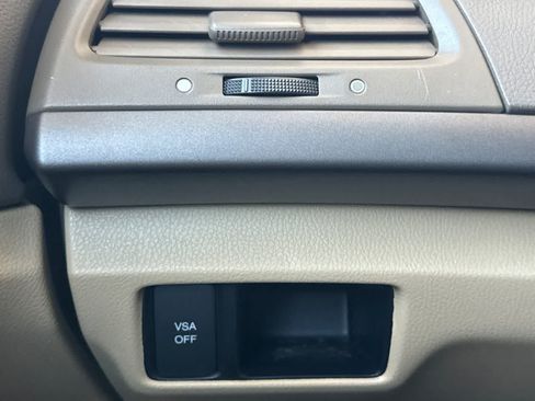 Used 2010 Honda Accord LX image 28