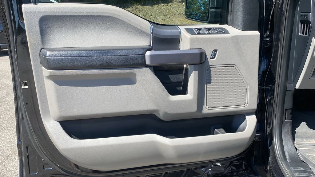 Certified 2019 Ford F150 XLT w/ Equipment Group 302A Luxury AWD/4WD image 17