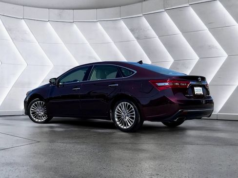 Used 2016 Toyota Avalon Limited FWD image 6