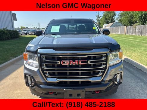 Used 2022 GMC Canyon AT4 w/ Trailering Package AWD/4WD image 2