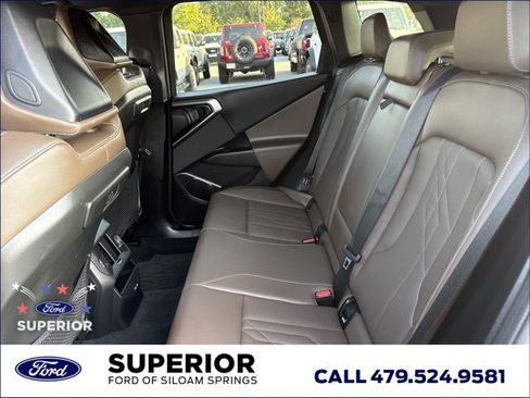Used 2025 BMW X3 xDrive30i w/ Premium Package AWD/4WD image 7