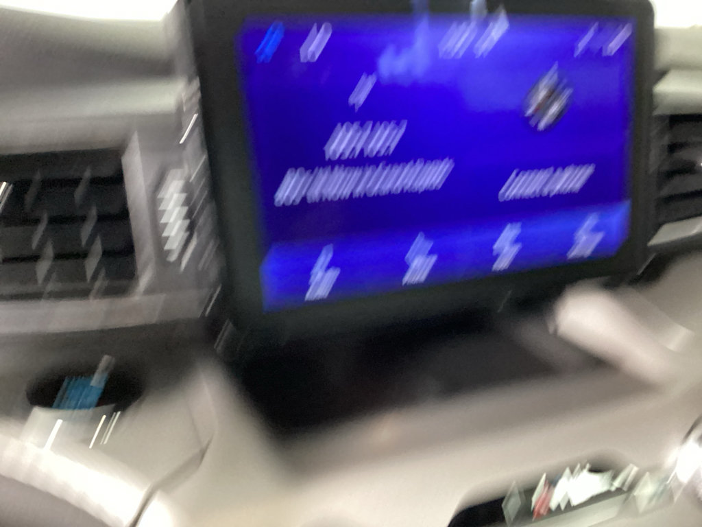 Used 2024 Ford Explorer XLT w/ Equipment Group 202A AWD/4WD image 31