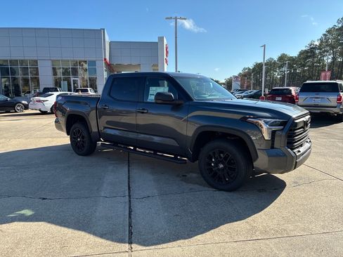 New 2026 Toyota Tundra SR5 image 9
