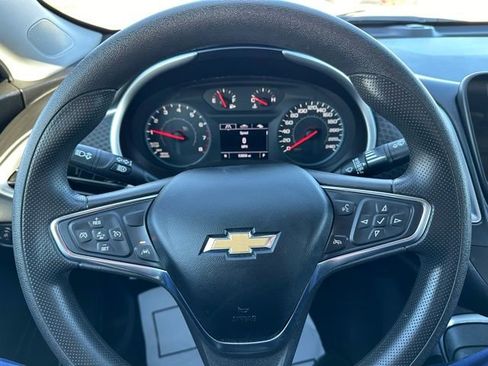 Used 2023 Chevrolet Malibu LT image 23