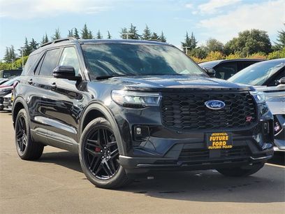New 2025 Ford Explorer ST w/ Sun And Sound Package