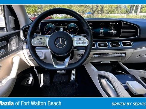 Used 2023 Mercedes-Benz GLS 580 4MATIC image 8