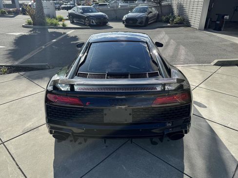 Used 2020 Audi R8 V10 performance image 7