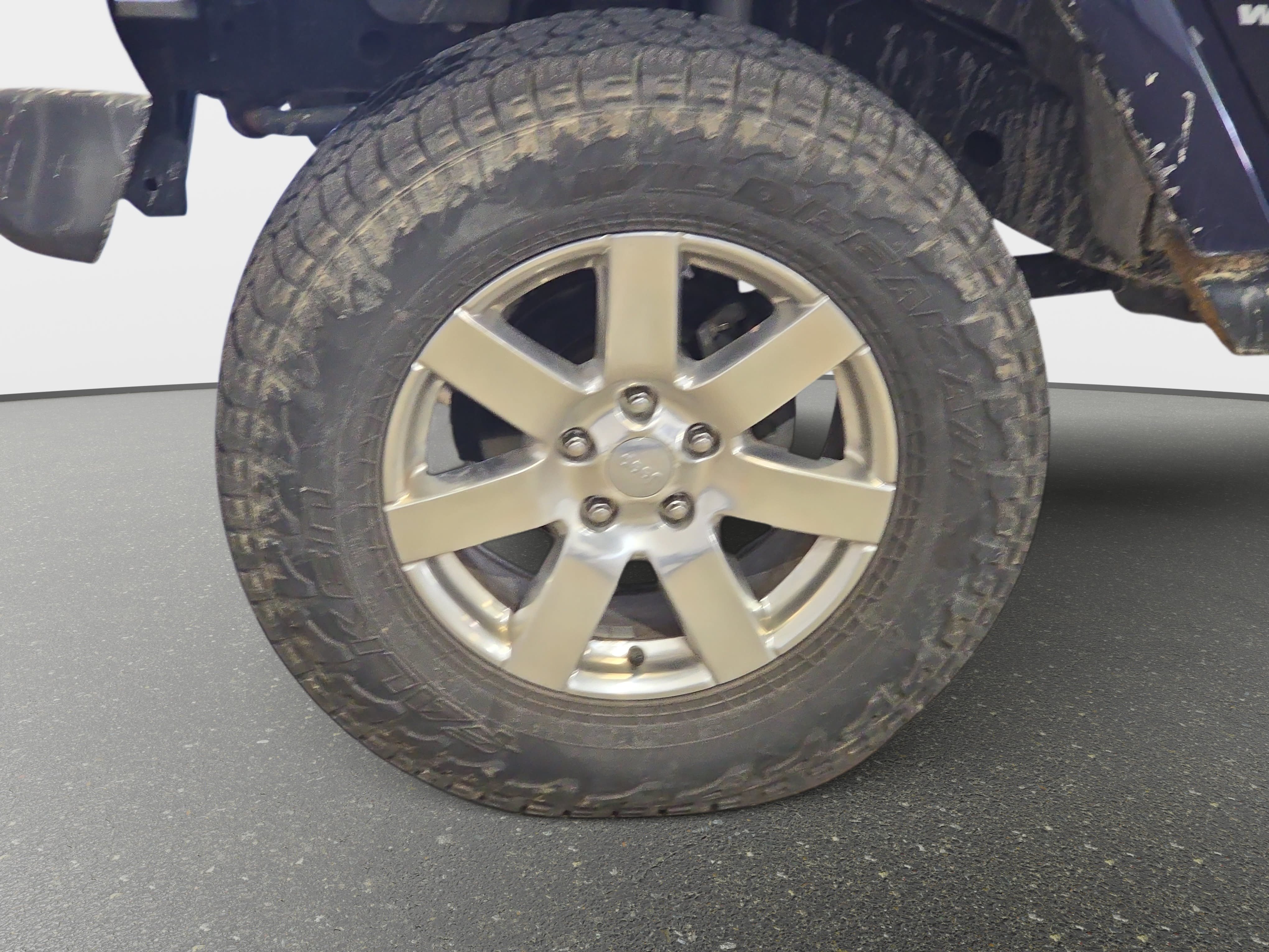 Used 2013 Jeep Wrangler Unlimited Sahara w/ Connectivity Group AWD/4WD image 12