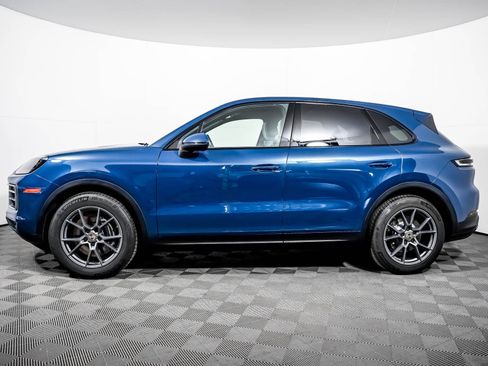 Certified 2024 Porsche Cayenne AWD/4WD image 2