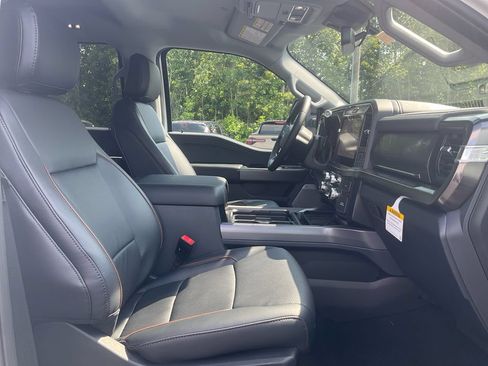 New 2026 Ford F250 Lariat w/ Black Appearance Package AWD/4WD image 12