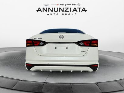New 2025 Nissan Altima 2.5 SV