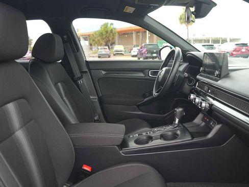 Used 2023 Honda Civic Sport image 15