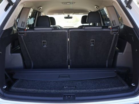 Certified 2023 Volkswagen Atlas SE image 17