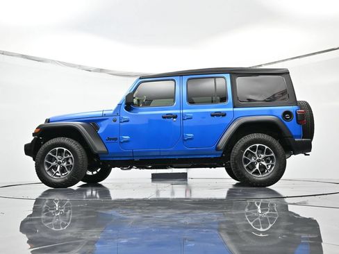 New 2026 Jeep Wrangler Unlimited Sport AWD/4WD image 32