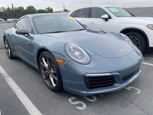 Used 2018 Porsche 911 Carrera RWD image 5