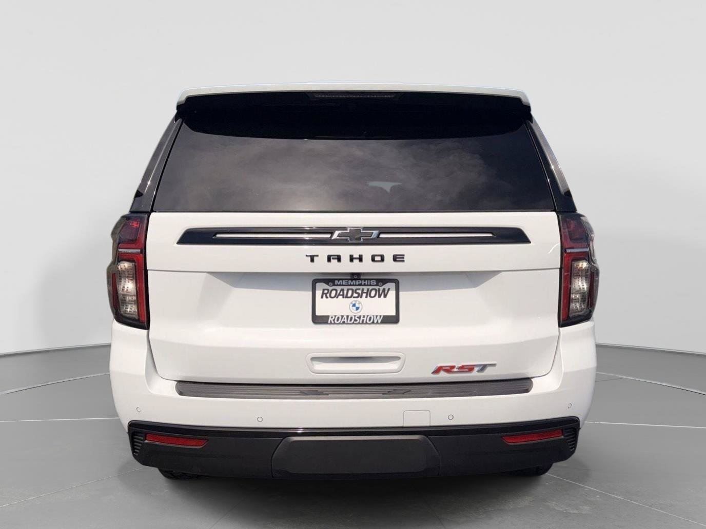 Used 2024 Chevrolet Tahoe RST w/ Luxury Package AWD/4WD image 4