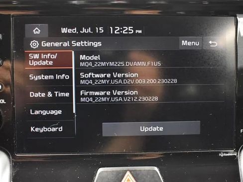Used 2023 Kia Sorento LX FWD image 30