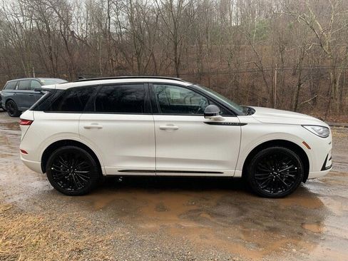 New 2026 Lincoln Corsair Grand Touring image 14