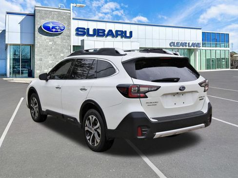 Used 2022 Subaru Outback Touring AWD/4WD image 4