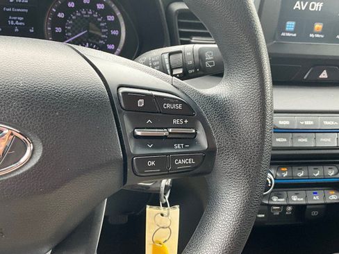 Used 2019 Hyundai Veloster 2.0 FWD image 13