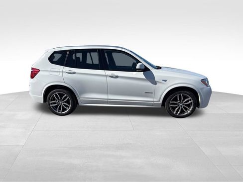 Used 2017 BMW X3 xDrive28i image 6