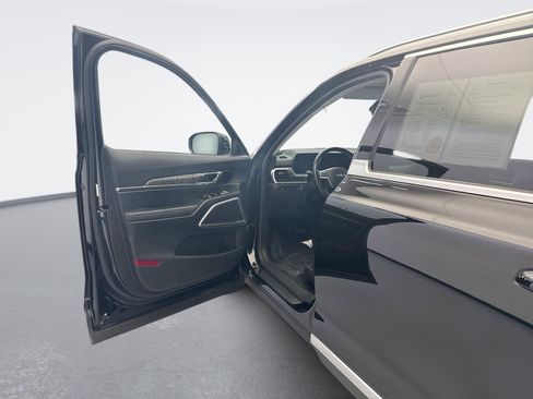 Used 2023 Kia Telluride EX AWD/4WD image 9