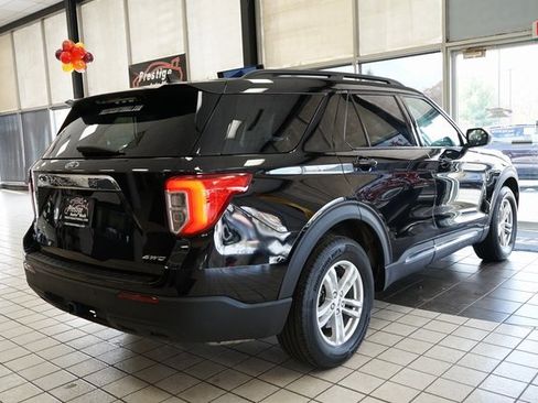 Used 2022 Ford Explorer XLT w/ Class IV Trailer Tow Package image 16