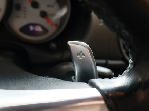 Used 2011 Porsche Boxster S image 19