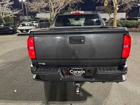 Used 2017 Chevrolet Colorado Z71 image 6