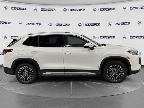 Used 2026 Volkswagen Tiguan S AWD/4WD image 6