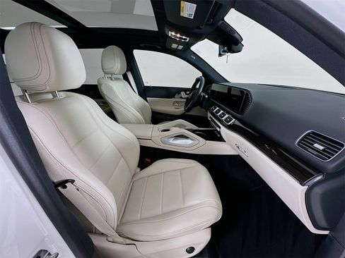 Certified 2025 Mercedes-Benz GLE 450 4MATIC image 30