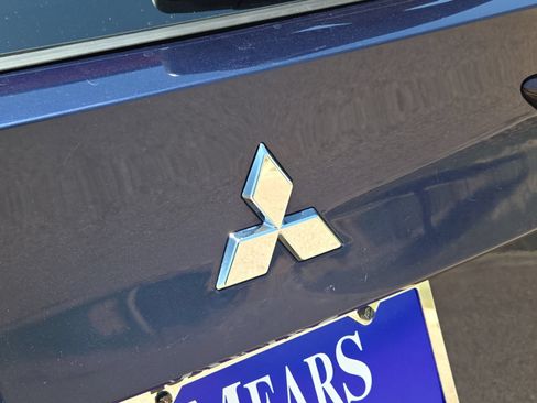 Used 2024 Mitsubishi Outlander SE FWD image 12