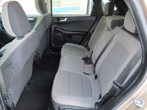 Used 2021 Ford Escape SE w/ Convenience Package image 30