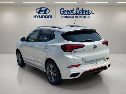 Used 2022 Buick Encore GX Select w/ Sport Touring Package AWD/4WD image 3