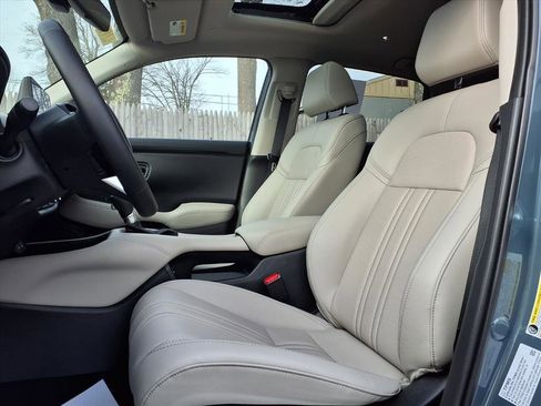 Used 2026 Honda HR-V EX-L image 17