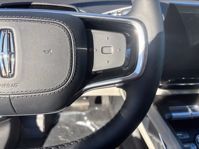New 2026 Lincoln Nautilus Premier w/ Equipment Group 102A AWD/4WD image 20