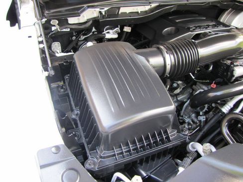 Used 2023 RAM 1500 Big Horn AWD/4WD image 35