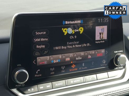 Used 2024 Nissan Rogue SV image 17