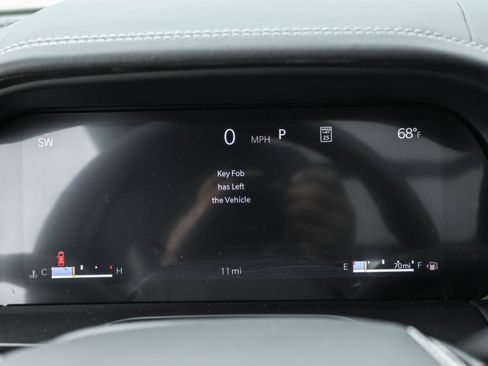 New 2025 Jeep Grand Cherokee Overland w/ Luxury Tech Group IV image 28