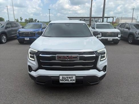 New 2027 GMC Terrain Elevation w/ LPO, Floor Liner Package FWD image 9