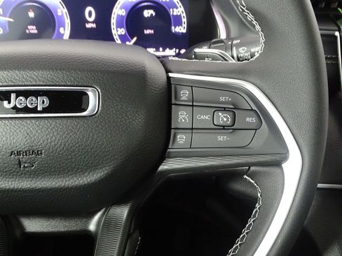 New 2025 Jeep Grand Cherokee Laredo X image 34