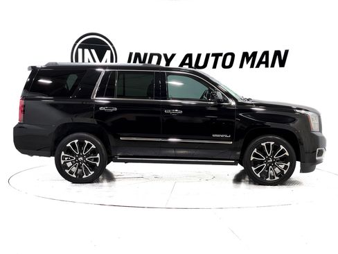 Used 2020 GMC Yukon Denali w/ Denali Premium Package AWD/4WD image 3